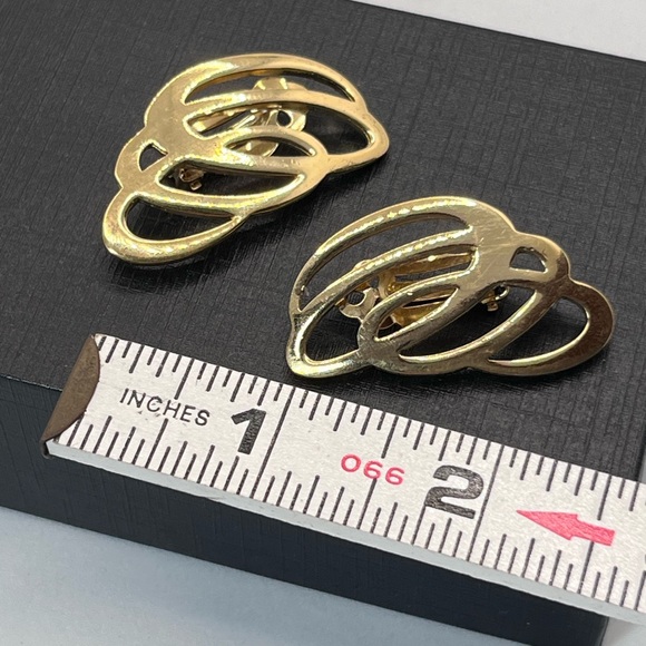 Givenchy Vintage 80’s Modernist Gold-Tone Abstract Earrings - Picture 6 of 8